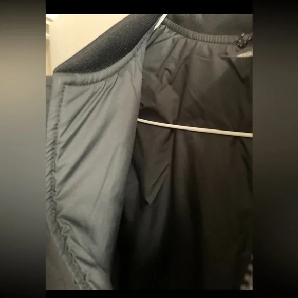 Nike Kids Black Puffer Jacket - Picture 6 of 13